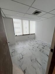 Mount Elizabeth Hospital (D9), Retail #502078571